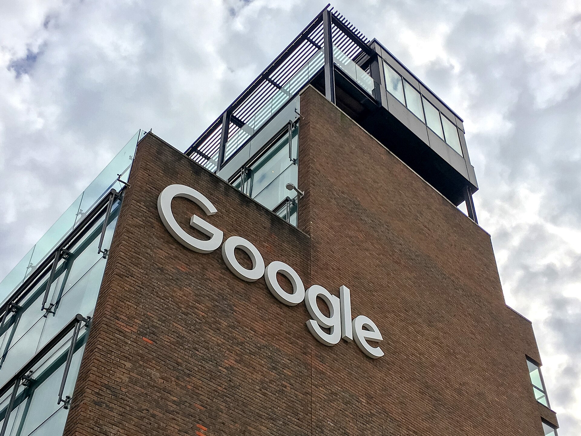 Google logo sign on its Dublin headquarters building