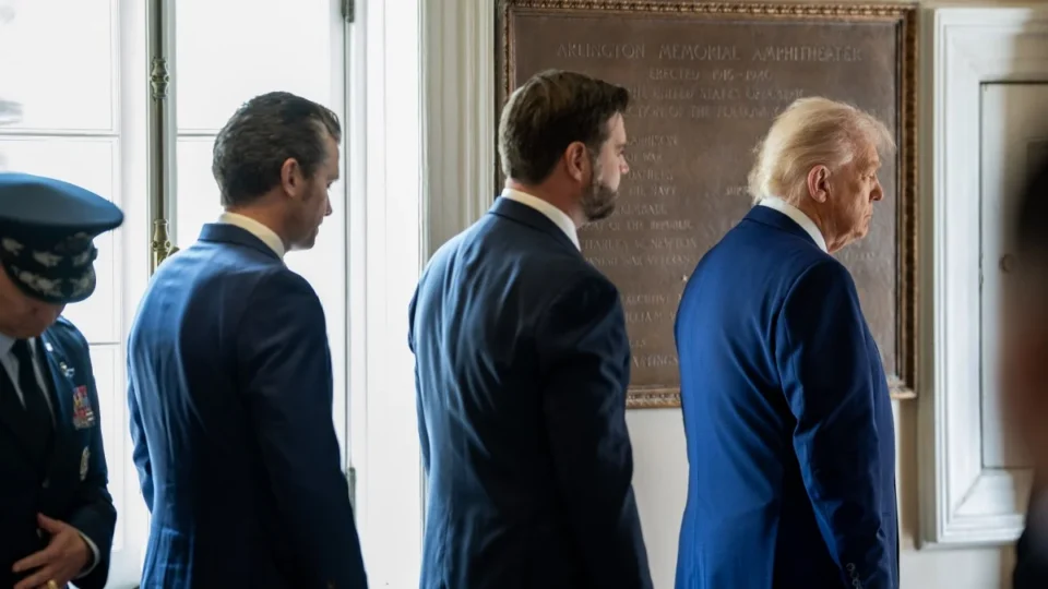 Donald Trump arrives at Arlington National Cemetery